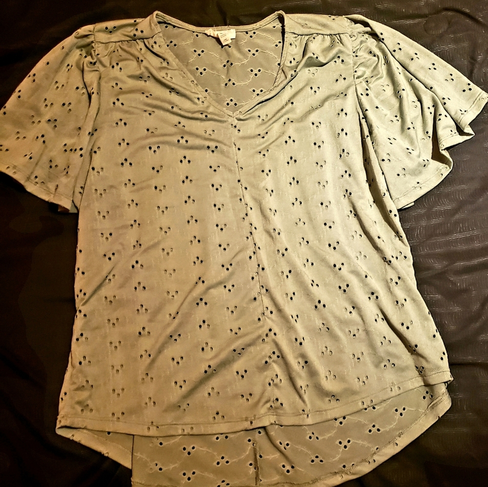 Light green top
